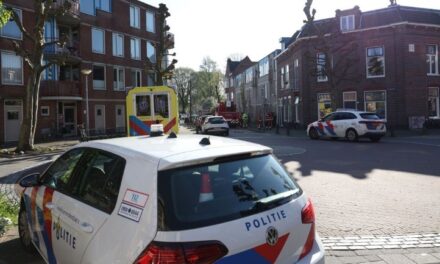 مقتل رجل طعناً في منزل بمدينة خرونينغن والشرطة تلقي القبض على امرأة