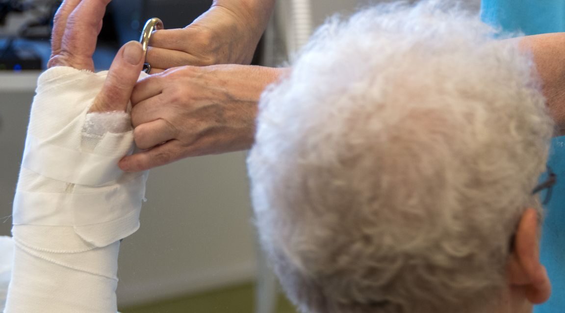 ستبقى أقساط التأمين الصحي لشركات التأمين الكبرى ثابتة تقريبًا في العام المقبل