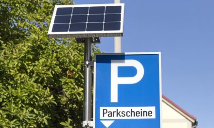 مسؤول ألماني متهم بسرقة ملايين اليورو من عدادات مواقف السيارات