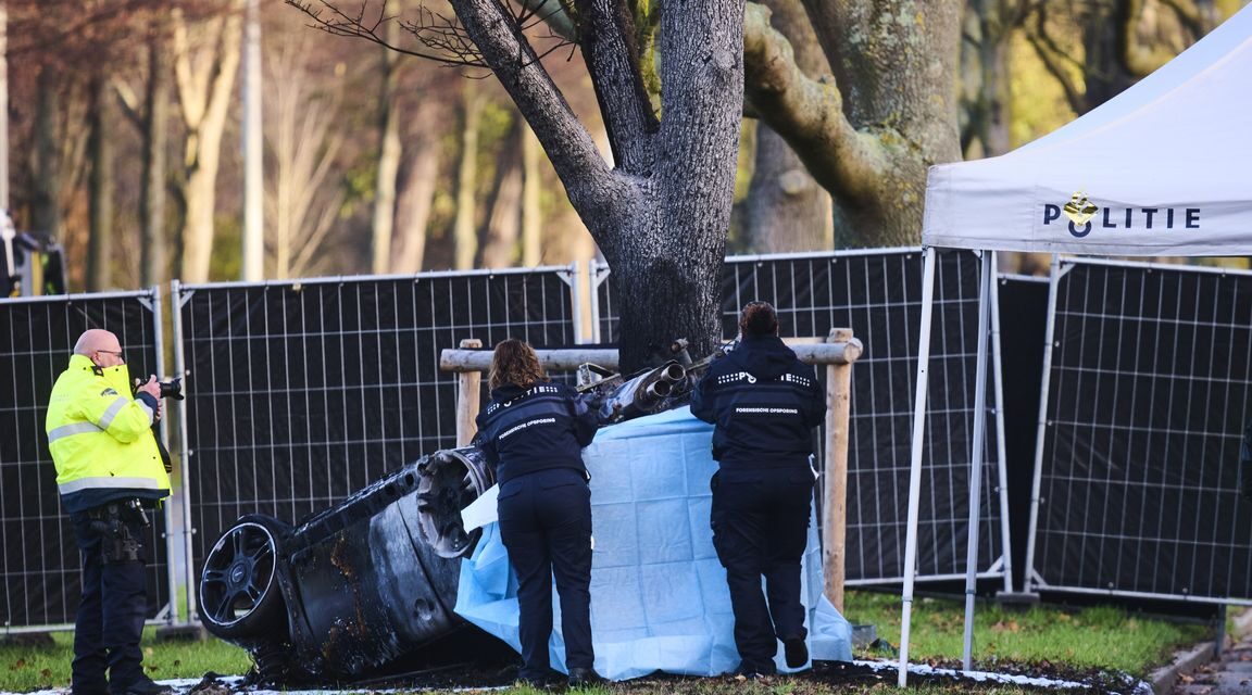 وفاة امرأتين ورجل في حادث تصادم أثناء مطاردة للشرطة في لاهاي