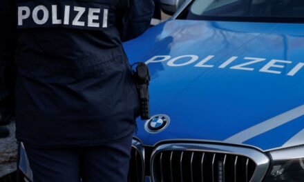 تعرض أم وأطفالها الأربعة للطعن في منزلهم قرب دورتموند: المشتبه به على معرفة بالمرأة