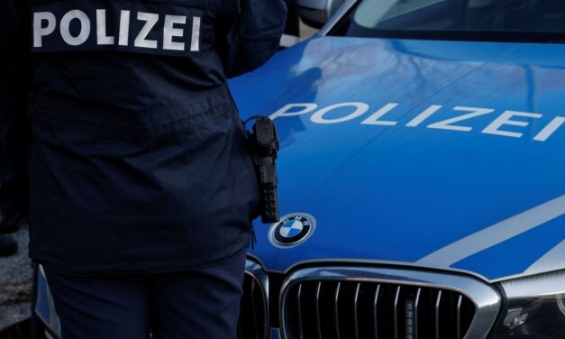 تعرض أم وأطفالها الأربعة للطعن في منزلهم قرب دورتموند: المشتبه به على معرفة بالمرأة