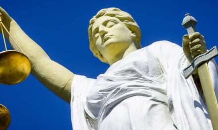 الحكم على رجل من خرونينغن بالسجن عشر سنوات بتهمة اغتصاب فتاتين والتحرش بفتيات قاصرات