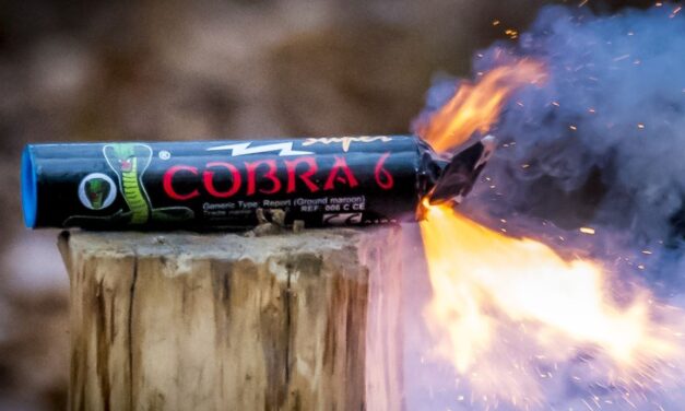 زيادة حالات بتر الأطراف لدى الأطفال بسبب الألعاب النارية: “لايدركون أنهم يلعبون بقنابل يدوية”