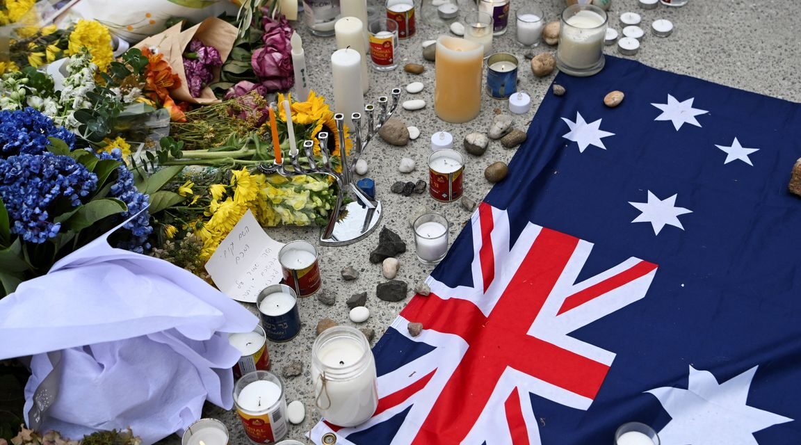 إلغاء مهرجان أسترالي بعد سحب دعوة لكاتبة فلسطينية أعقبه انسحاب 180 كاتب من الحدث تضامنوا معها