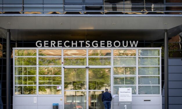 الحكم على معلم من أوتريخت بالسجن أربع سنوات للاعتداء الجنسي على طالبات قاصرات