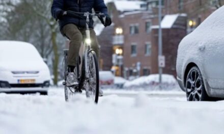 طبقة ثلجية جديدة في الطريق وقد يصل سمكها إلى 10 سنتيمترات في بعض المناطق