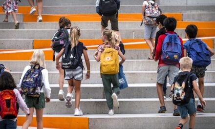 افتتاح أول مركز وطني للإبلاغ عن حالات التمييز العنصري ضد الأطفال