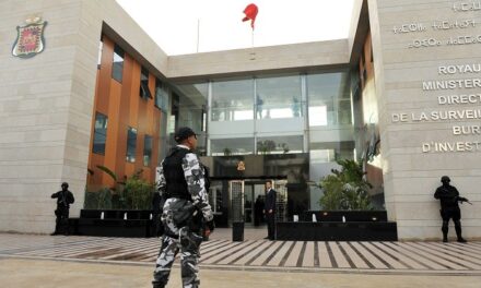 تطالب النيابة العامة بسجن ضابط سابق في مكافحة الإرهاب لمدة 12 عامًا بتهمة التجسس لصالح المغرب