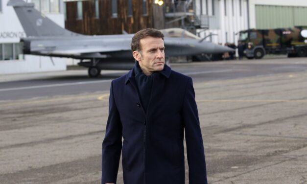 هل ستنشر فرنسا أسلحة نووية في هولندا: “الحماية الأمريكية تتراجع”