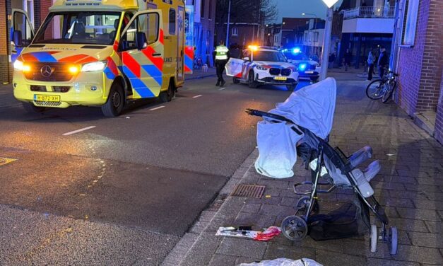 وفاة طفل إثر صدم سيارة امرأة مع عربة أطفال في ماستريخت