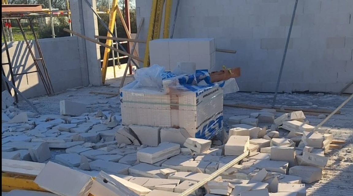 قدمت منظمة جامعة المساجد بلاغاً عن أعمال تخريب في مكان عبادة في زاندام