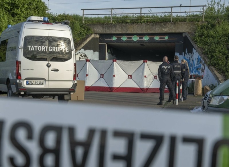قتيل وأربعة جرحى في حالة خطيرة جراء انفجار في نفق للمشاة في ألمانيا