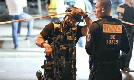 الشرطة تنشر صورة المشتبه به “عبد” منفذ هجوم الدهس في برلين