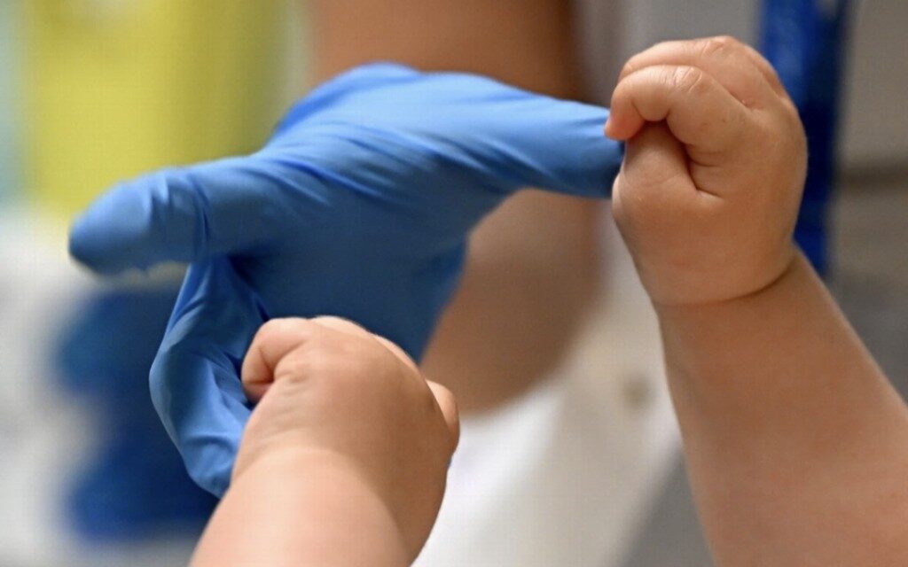 إصابة مجموعة أطفال بمشاكل خطيرة في الكلى: ربما بسبب زيارة حديقة حيوانات أليفة