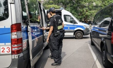 عُثر على جثة رجل هولندي في غرفة فندق في ألمانيا ويُحتمل أنه تعرض لجريمة قتل