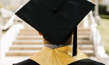 طالب يقاضي جامعة لايدن من أجل علامة واحدة ويفوز في المحكمة